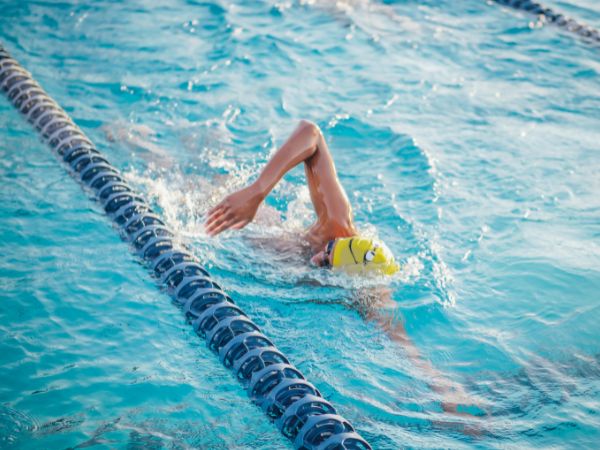Dlaczego pływanie jest jednym z najlepszych rodzajów ćwiczeń dla Twojego ciała